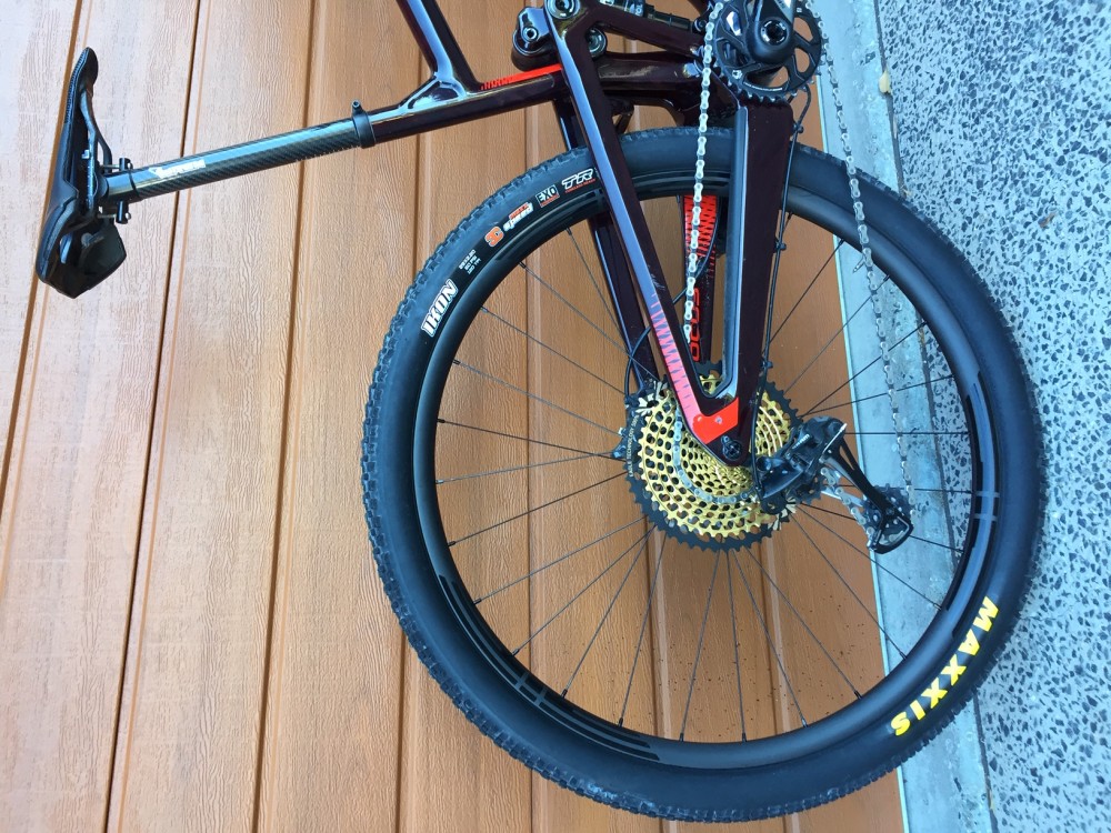 29er cross country mountain bike with eie handbuilt wheels