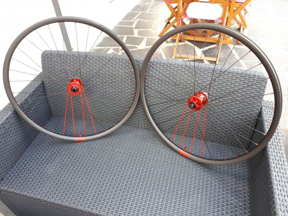 carbon mtb wheels 