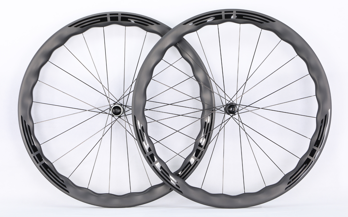 700C-I22-D45-symmetric-road-bike-gravel-carbon-wheels